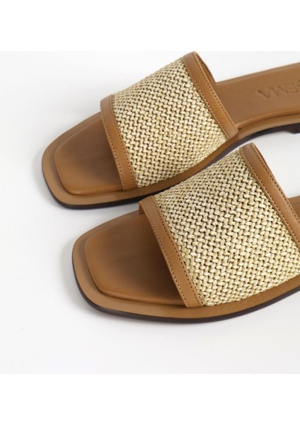 Kadın Hasır Detaylı Kahverengi Terlik 110-15 indirimleri
