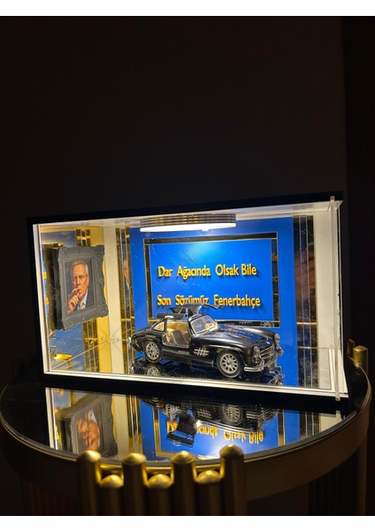 Aziz Yıldırım 1:18 Diecast Model Araba Garajı LED Vitrinli Fenerbahçe Temalı fiyatları