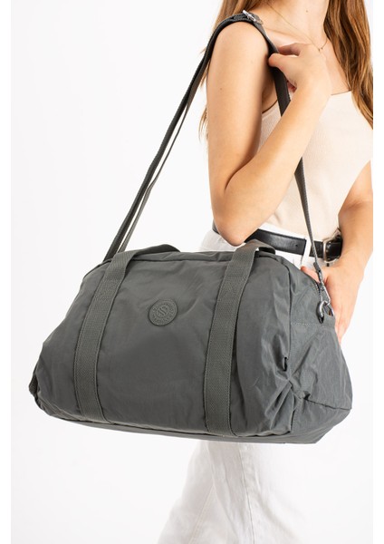 Unısex Büyük Boy Koyu Gri Renk Krinkıl Kumaş Ayakkabı Bölümlü Çapraz Askılı Laptop Bölmeli Spor ve Seyahat Çantası modelleri