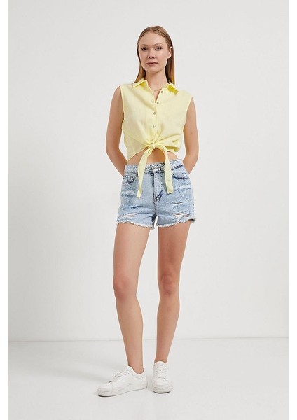 Önü Bağlamalı Çizgi Dokulu Kolsuz Vizkoz Kumaş Kadın Gömlek modelleri