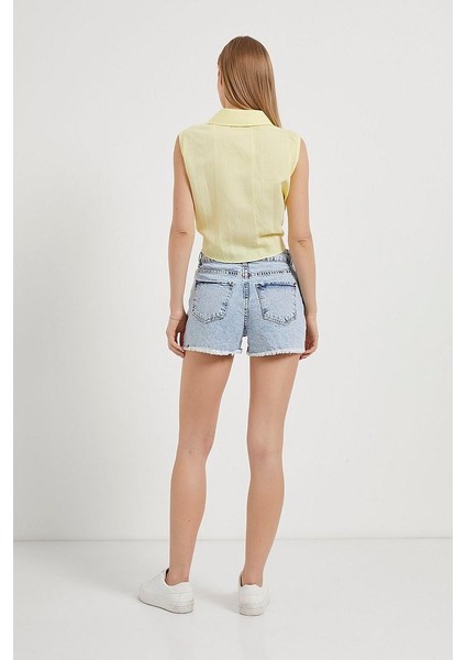 Önü Bağlamalı Çizgi Dokulu Kolsuz Vizkoz Kumaş Kadın Gömlek indirimleri