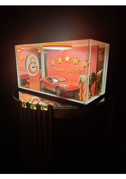 Garaj Seti 1:18 Galatasaray Model Araba LED Aydınlatmalı (Araç Değişebilir) Hediye fiyatları