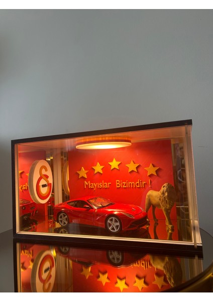 Garaj Seti 1:18 Galatasaray Model Araba LED Aydınlatmalı (Araç Değişebilir) Hediye modelleri