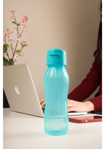 Mavi 500 ml Şeffaf Su Matarağı, Hafif , Pratik Kullanım Sağlar.