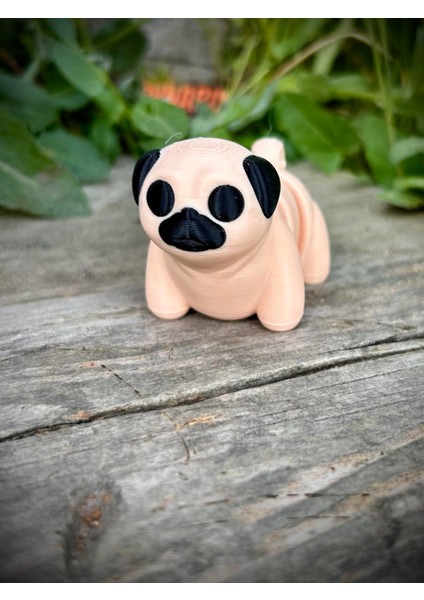 Pug Cinsi Oyuncak Köpek 🐶 🐾 “burun Kıvıran Minik Dost” – 3D Hareketli Organik Pug Figürüyle Tanışın Orta Boy