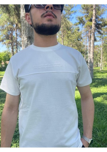Erkek Düz Kesim Minimal Yazılı Tişört fiyatları
