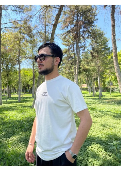 Unisex Regular Fit Yazı Detaylı Basic Tişört fırsatları