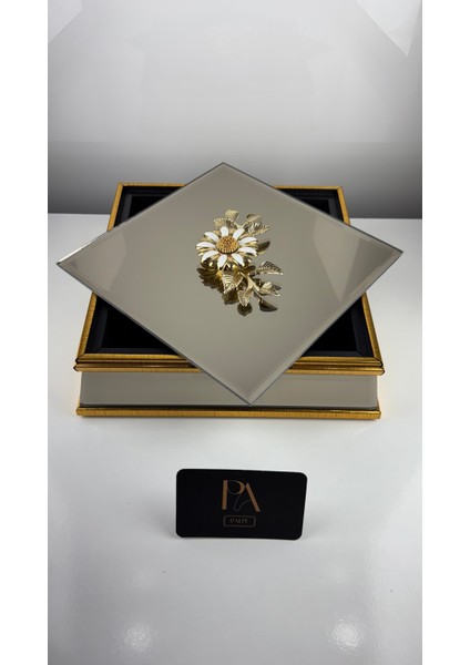 Aynalı Kutu Gondol Şekerlik Sunumluk Söz Nişan Kız Isteme Çikolatalık Dekoratif Obje Biblo Süs Eşya modelleri