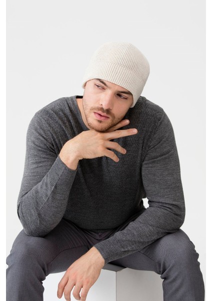 Erkek Yün Bere Bej modelleri