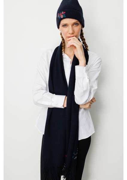 Kadın Rokoko Nakış Işlemeli Yün Bere Siyah fırsatları