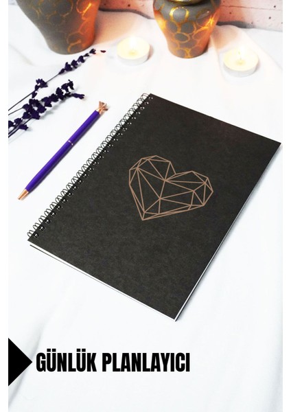 A5 Kalp Temalı Siyah Kraft Kapaklı Defter - Günlük Planlayıcı - 45 Yaprak (90 Sayfa) 15X21 cm