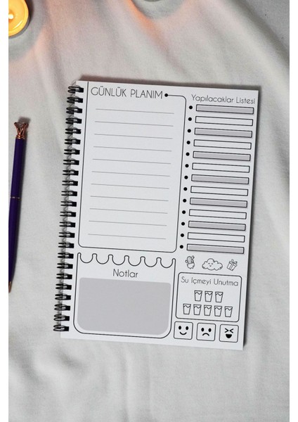 A5 Kalp Temalı Siyah Kraft Kapaklı Defter - Günlük Planlayıcı - 45 Yaprak (90 Sayfa) 15X21 cm fiyatları