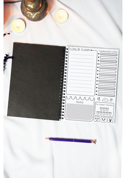 A5 Kalp Temalı Siyah Kraft Kapaklı Defter - Günlük Planlayıcı - 45 Yaprak (90 Sayfa) 15X21 cm modelleri