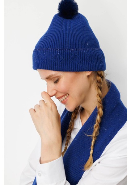 Kadın Simli Jakarlı Ponponlu Yün Şapka K.s.mavi fiyatları