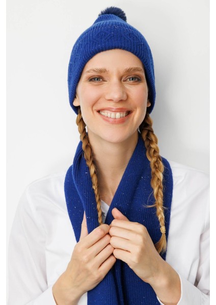 Kadın Simli Jakarlı Ponponlu Yün Şapka K.s.mavi modelleri
