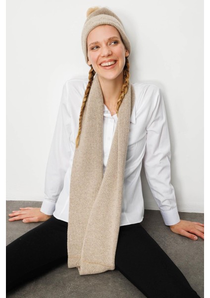 Kadın Simli Jakarlı Ponponlu Yün Şapka K.bej modelleri