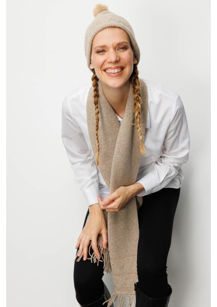 Kadın Simli Jakarlı Ponponlu Yün Şapka K.bej fırsatları