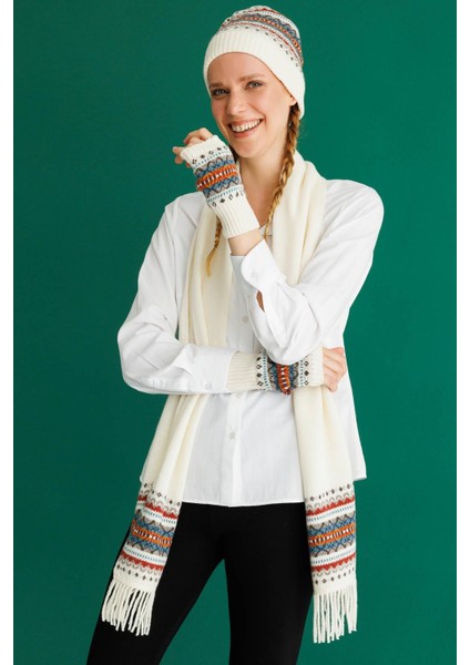 Kadın Kenarları Jakarlı Püsküllü Yün Kaşkol Kemik fiyatları