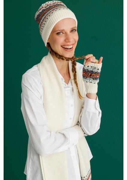 Kadın Kenarları Jakarlı Püsküllü Yün Kaşkol Kemik modelleri