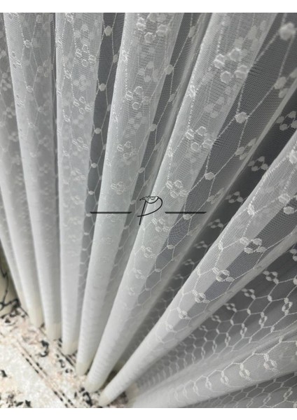 Tül Perde Örme Gramajlı Şazeli Desen