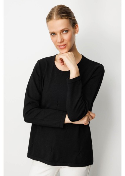 Kadın Sıfır Yaka Önü Pileli Boncuklu Ligralı Bluz Siyah fiyatları