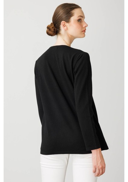 Kadın Sıfır Yaka Dantel Çiçek Işlemeli Ligralı Bluz Siyah modelleri