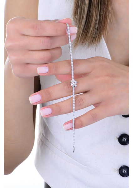 Gümüş Rodyumlu Pırlanta Modeli Zirkon Taşlı Bahar Çiçekleri Su Yolu Bileklik SGTL12902BEYAZ fiyatları