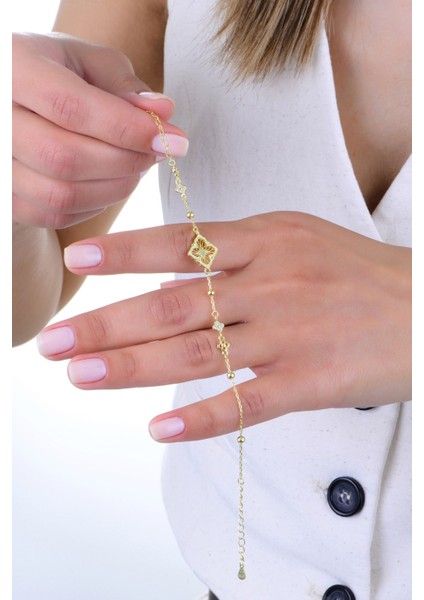 Gümüş Altın Yaldızlı Zirkon Taşlı Telkari Görünümlü Işlemeli Yonca Bileklik SGTL12930GOLD fiyatları