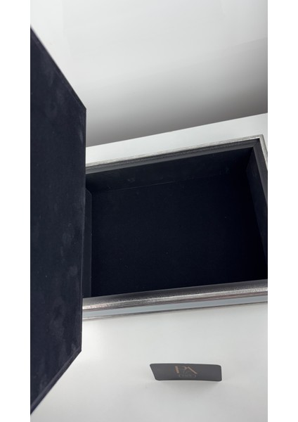 Aynalı Kutu Gondol Şekerlik Sunumluk Söz Nişan Kız Isteme Çikolatalık Dekoratif Obje Biblo Süs Eşya