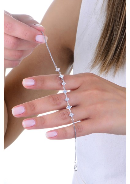 Gümüş Rodyumlu Sedef ve Zirkon Taşlı Yonca Demeti Şans Bileklik SGTL12917RODAJ