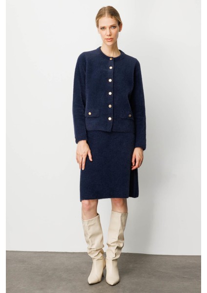 Kadın Sıfır Yaka Metal Düğmeli Afrodit Kısa Triko Ceket Lacivert fırsatları