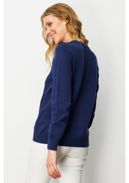 Kadın Sıfır Yaka Önü Baklavalı Nakış Işlemeli Hırka Lacivert modelleri