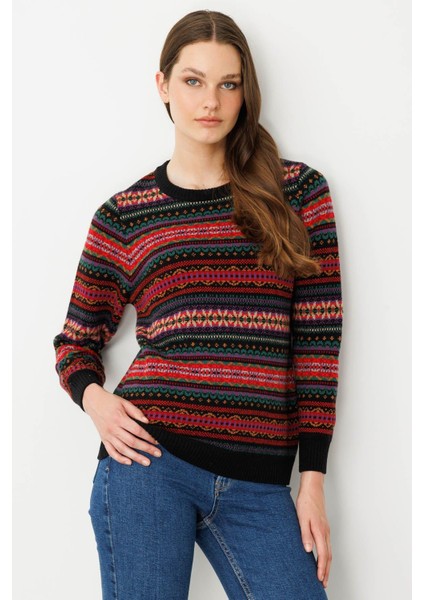 Kadın Sıfır Yaka Komple Jakarlı Yün Kazak Siyah