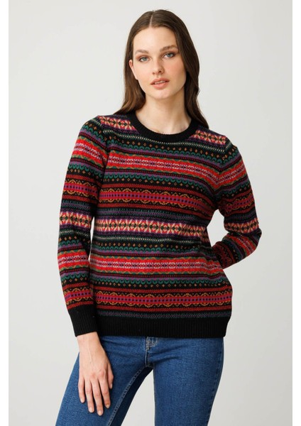 Kadın Sıfır Yaka Komple Jakarlı Yün Kazak Siyah fiyatları