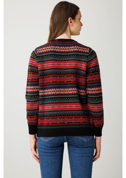 Kadın Sıfır Yaka Komple Jakarlı Yün Kazak Siyah fırsatları