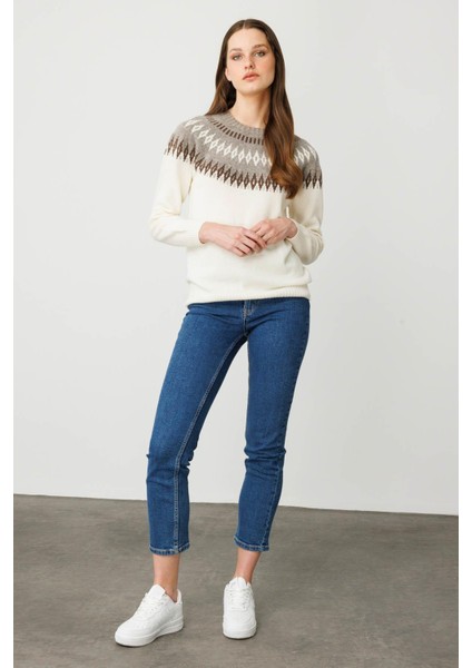 Kadın Sıfır Yaka Robası Baklavalı Yün Kazak Kemik fırsatları