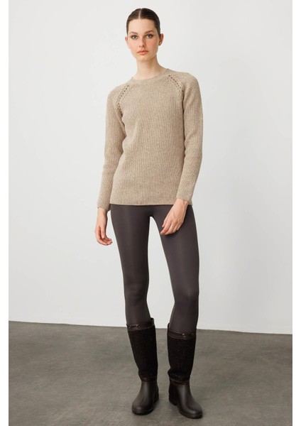 Kadın Sıfır Yaka Boncuklu Yün Kazak K.bej fırsatları