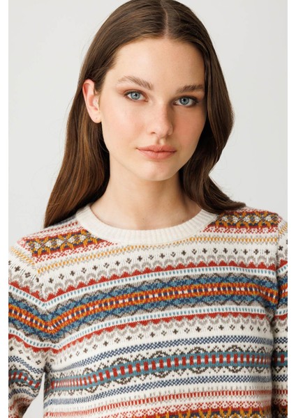 Kadın Sıfır Yaka Komple Jakarlı Yün Kazak Kemik modelleri