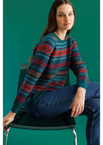 Kadın Sıfır Yaka Komple Jakarlı Yün Kazak K.ö.başı fırsatları