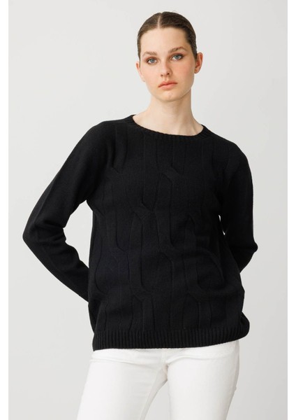 Kadın Sıfır Yaka Kalın Yürütmeli Yün Kazak Siyah