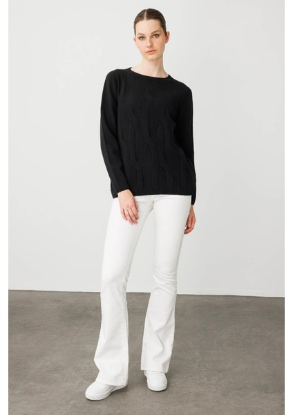 Kadın Sıfır Yaka Kalın Yürütmeli Yün Kazak Siyah indirimleri