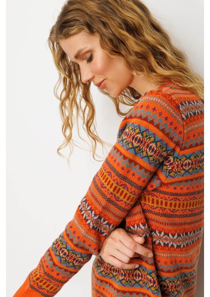 Kadın Sıfır Yaka Komple Jakarlı Yün Kazak Portakal fırsatları