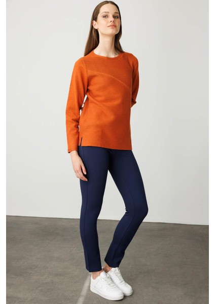 Kadın Sıfır Yaka Verev Taşlı Kazak Turuncu modelleri