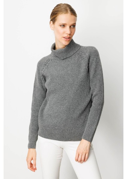 Kadın Tam Balıkçı Yaka Kolu Boncuklu Yün Kazak Füme fiyatları