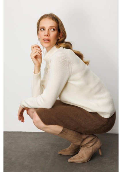 Kadın Tam Balıkçı Yaka Kolu Boncuklu Yün Kazak Kemik fiyatları