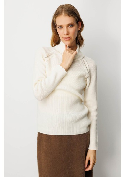 Kadın Tam Balıkçı Yaka Kolu Boncuklu Yün Kazak Kemik fırsatları