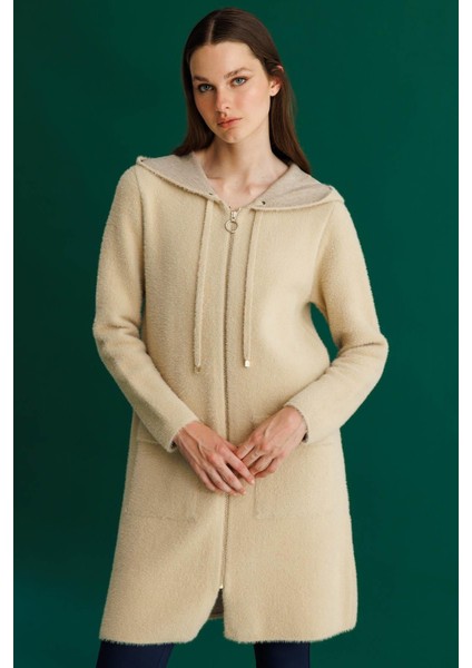 Kadın Kapüşonlu Cebi Metal Düğmeli Afrodit Triko Kaban Bej fırsatları