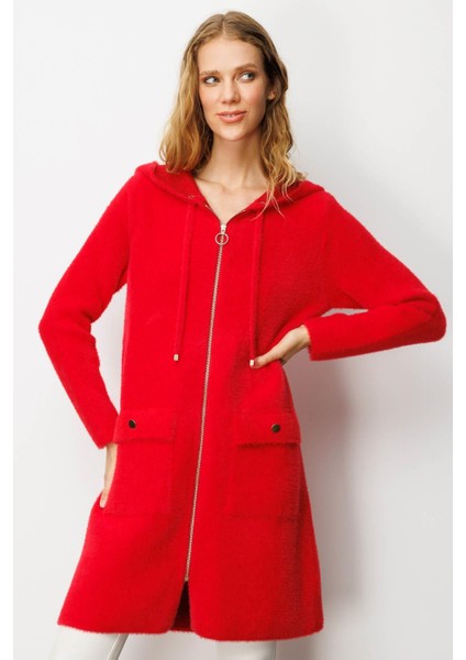 Kadın Kapüşonlu Cebi Metal Düğmeli Afrodit Triko Kaban Y.kırmızı