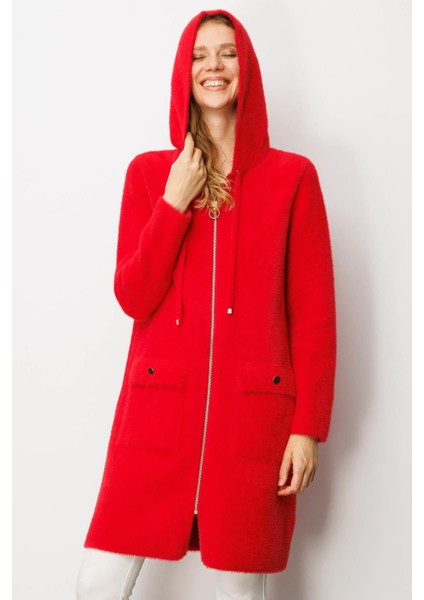 Kadın Kapüşonlu Cebi Metal Düğmeli Afrodit Triko Kaban Y.kırmızı modelleri