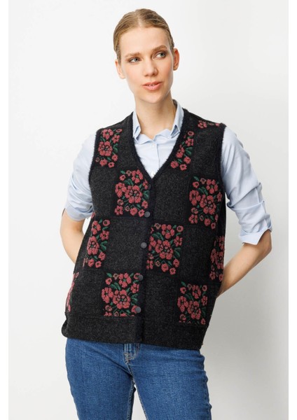 Kadın Pıtırcık Çiçekli Patchwork Keçe Yün Yelek Siyah_g.kurusu fiyatları